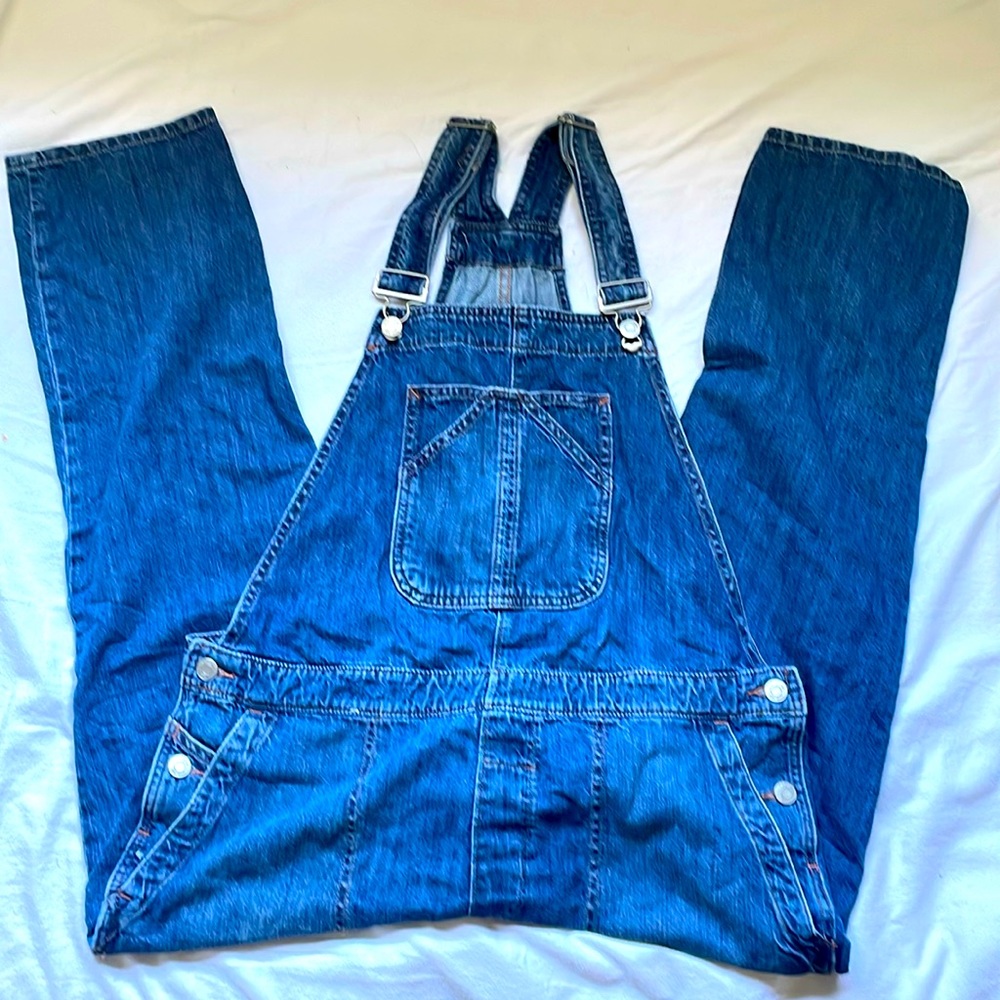 GAP denim overalls. Blue wash. Regular fit
